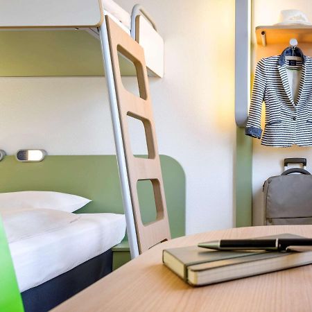 Ibis Budget Newport מראה חיצוני תמונה