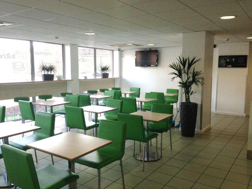 Ibis Budget Newport מראה חיצוני תמונה