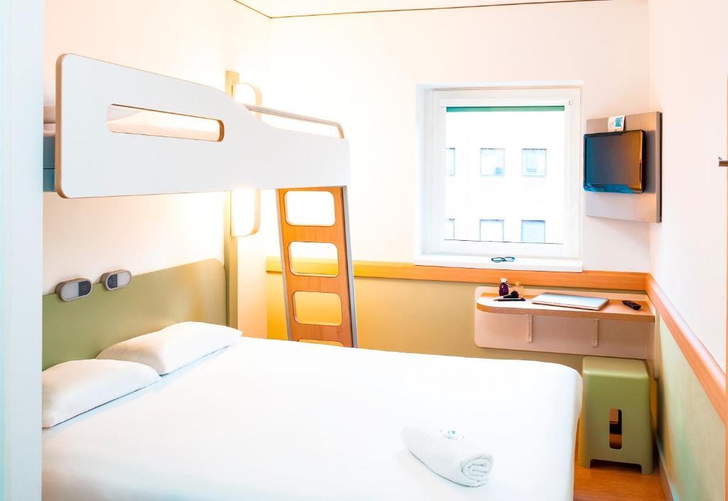 Ibis Budget Newport חדר תמונה