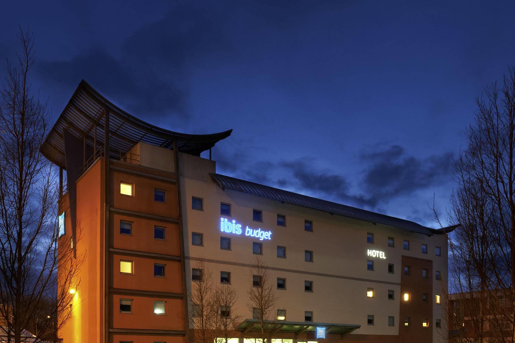 Ibis Budget Newport מראה חיצוני תמונה