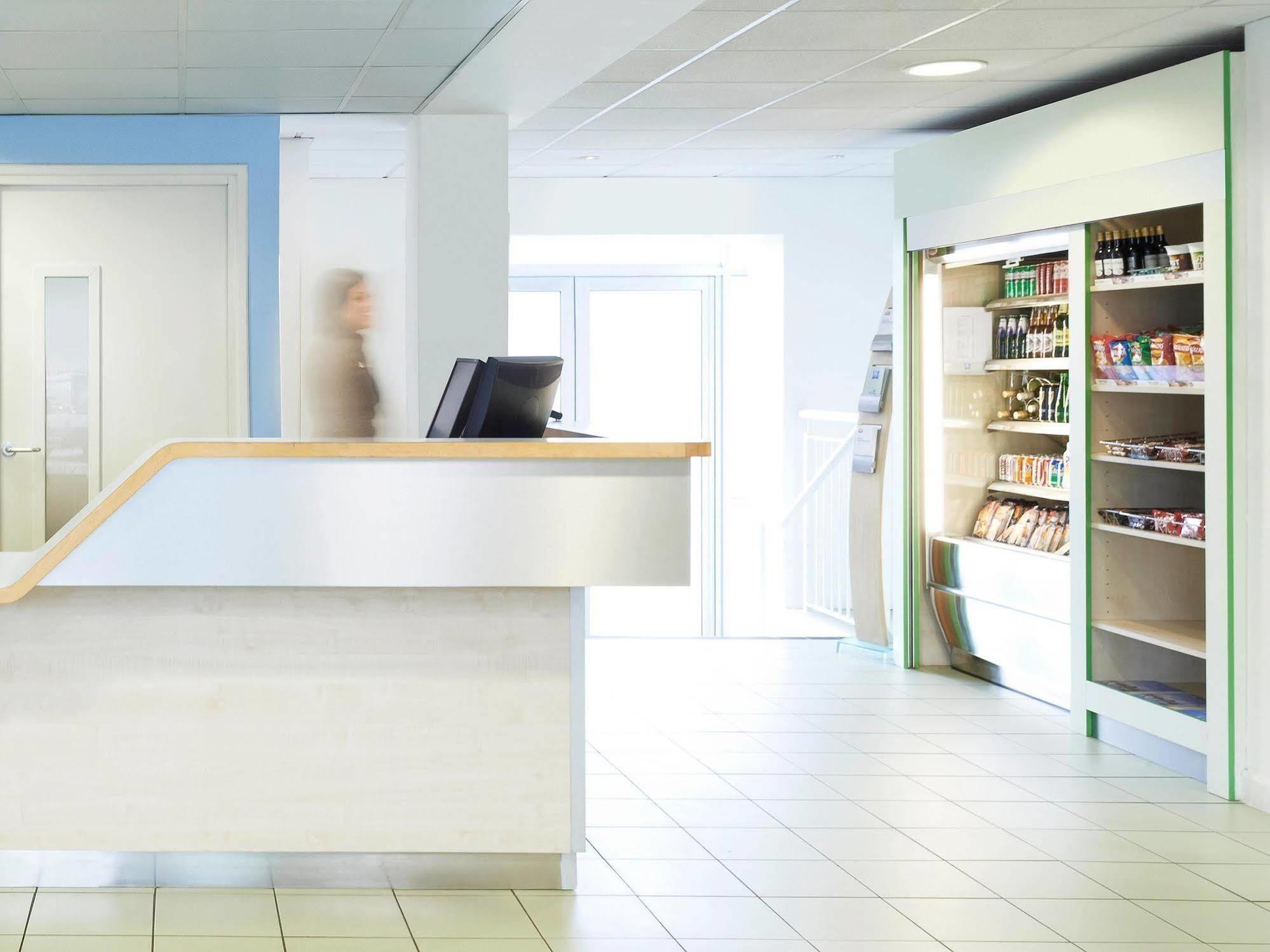 Ibis Budget Newport מראה חיצוני תמונה